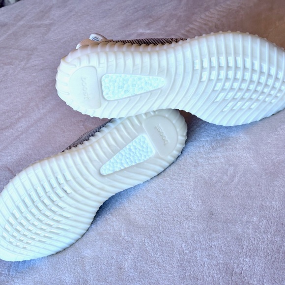 Adidas YEEZY BOOST 350 V2 in Static EF2905 ------------ SIZE 12M! main image 8